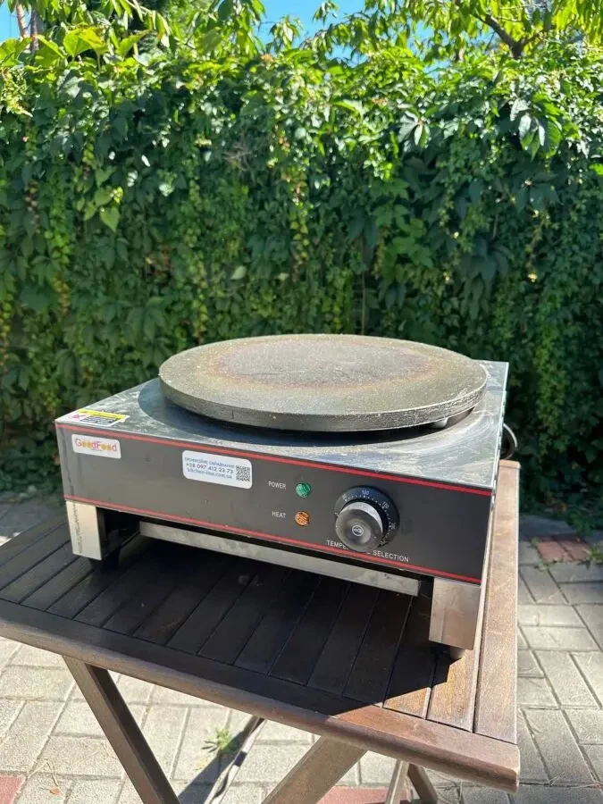 Электрическая блинница GoodFood CM10R