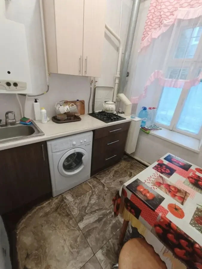 Сдам 2к.квартиру ЖД вокзал 4