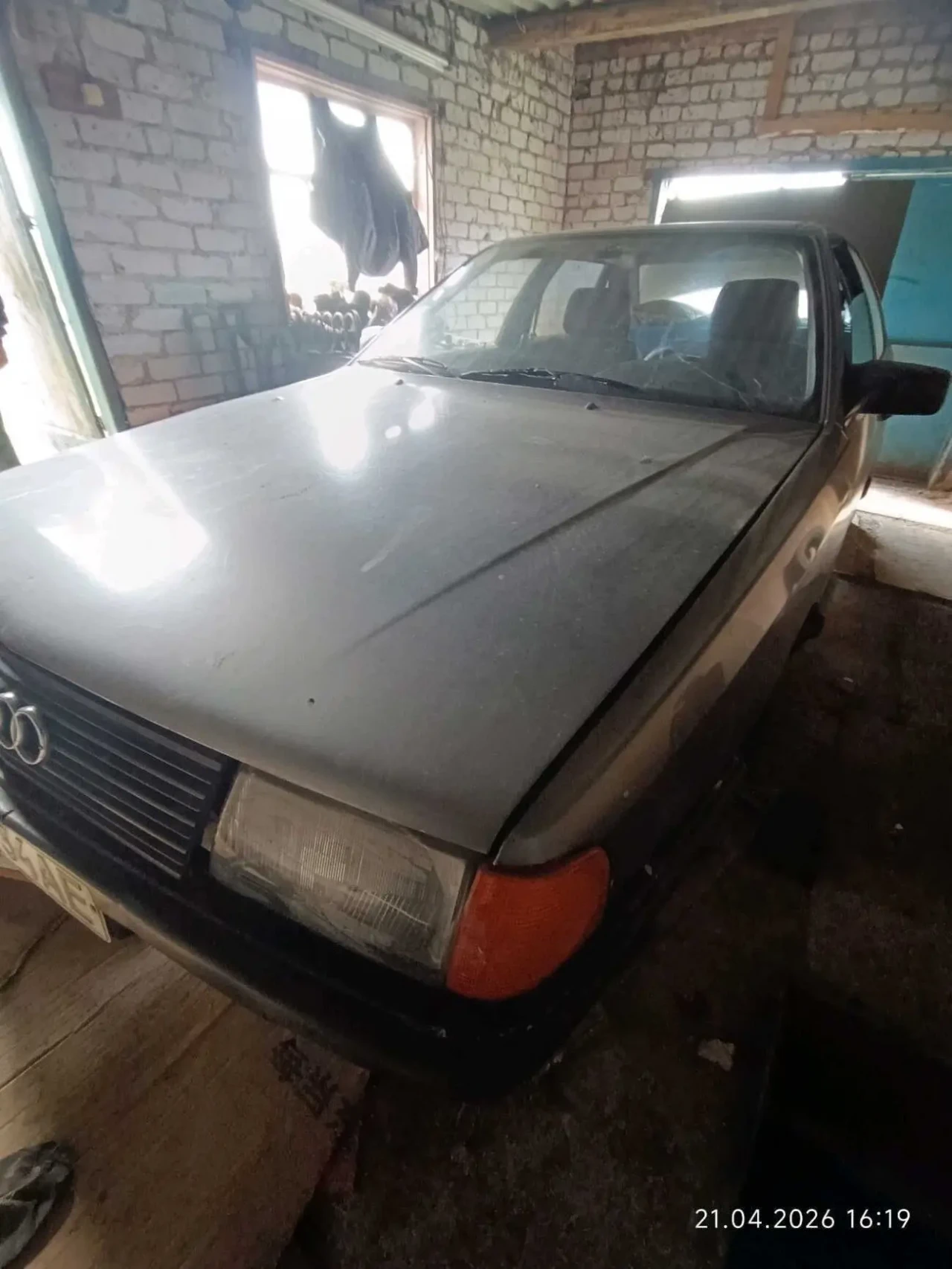 Запчастини Audi 100 C3 2