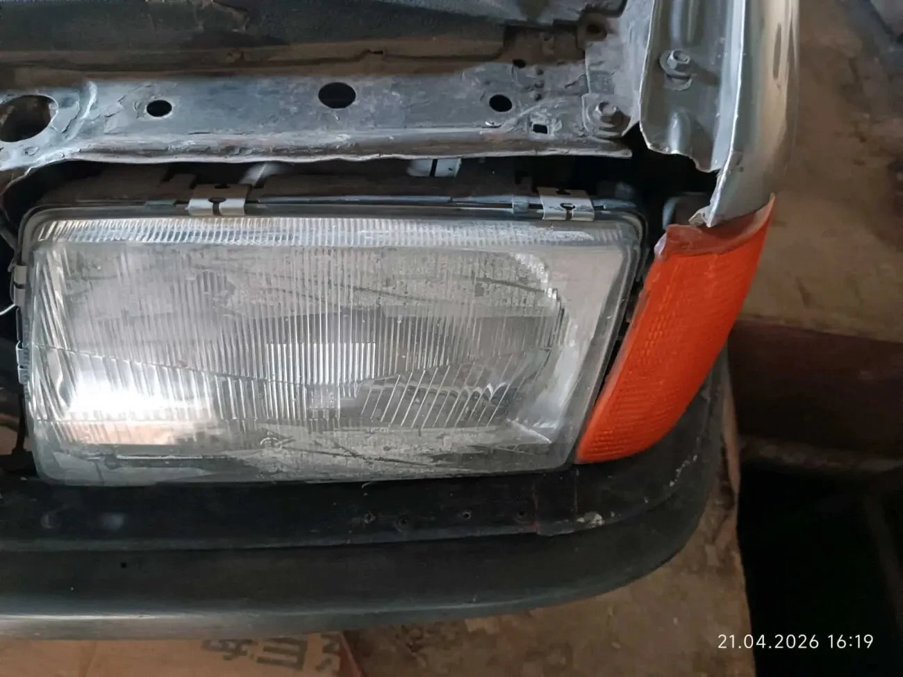 Запчастини Audi 100 C3 4
