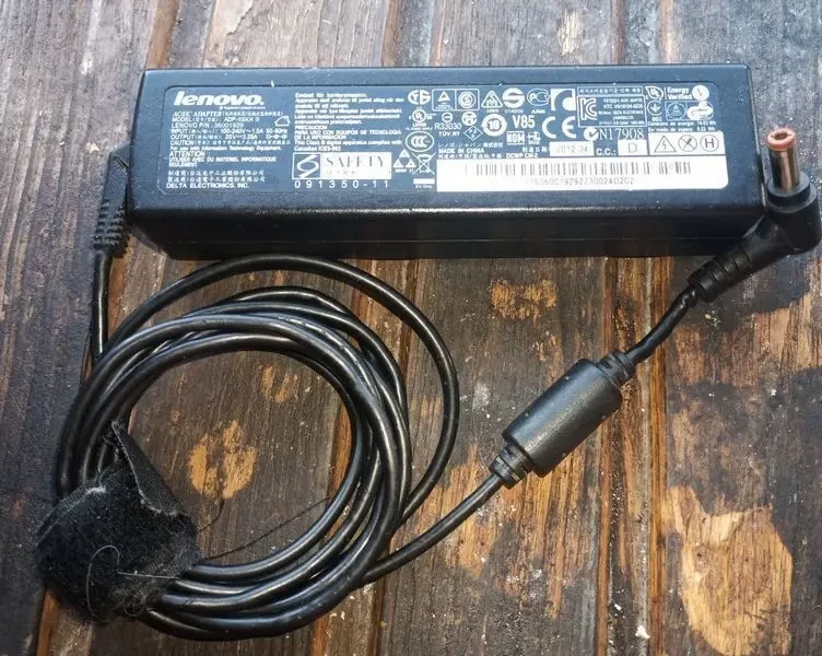 Блок живлення Lenovo ADP-65KH B 2