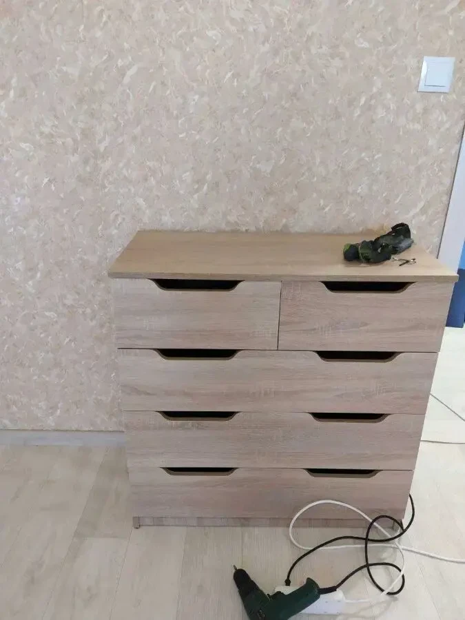 продам 3 кімнатну квартиру 9 поверх пр. Аерокосмічний 43,,А,, Харків