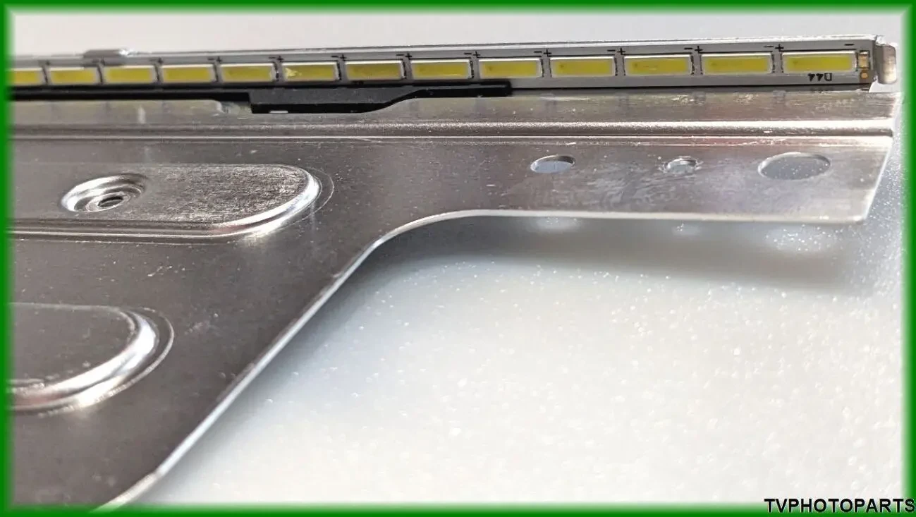 LED підсвітка на радиаторі EVERLIGHT LBM315M1104-DF-2 для монітора LG 32UN88A 4