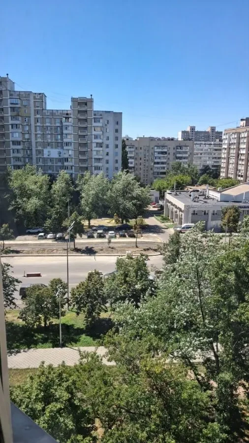 Продаж 2 -х кімн. Харківське шосе 63, серія Т-4, поруч парк, чудова інфраструктура, вигідна ціна
