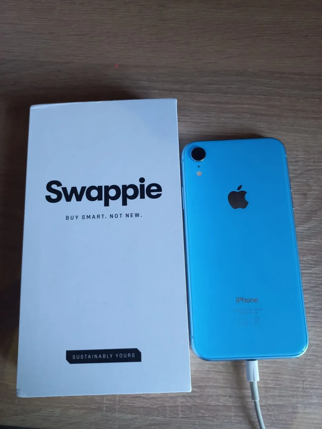 Смартфон IPhone XR, Coral, 128GB 2