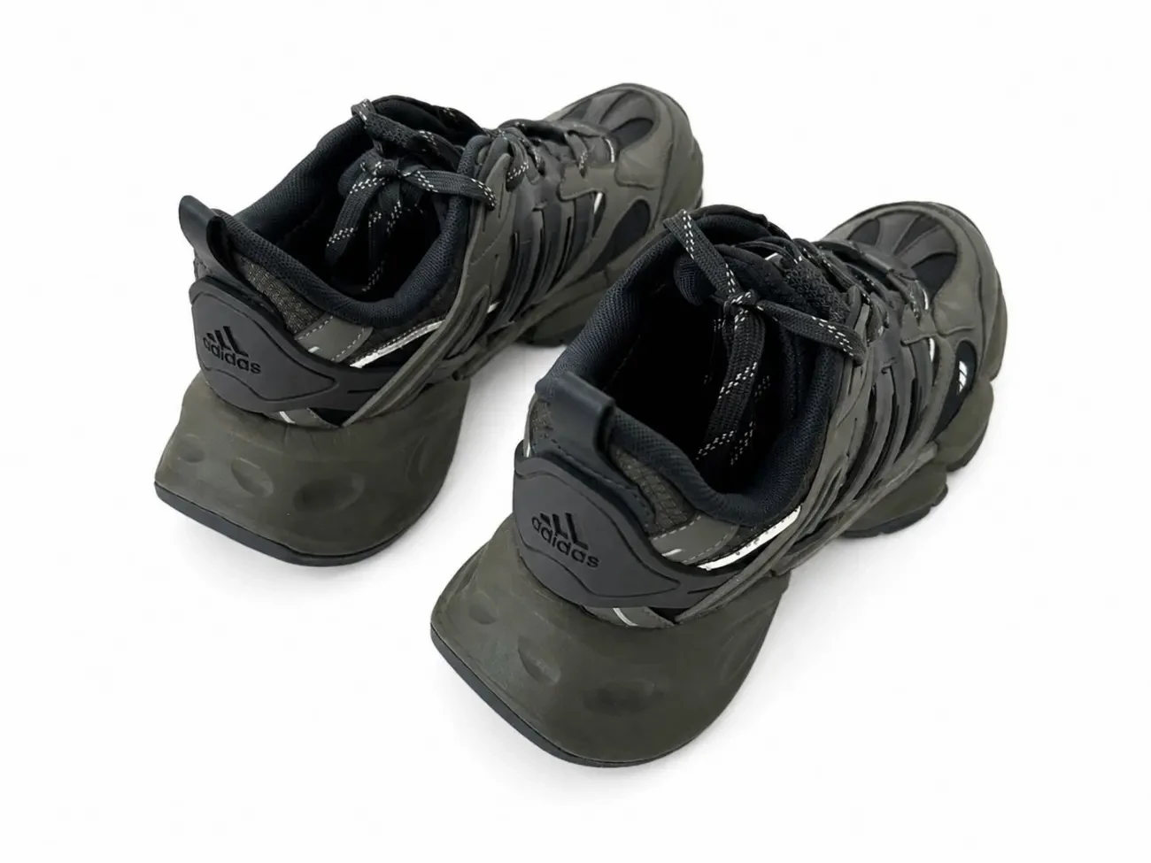 Кросівки Adidas Roverend Adventure (р. 42 / 26 см) Оригінал 2