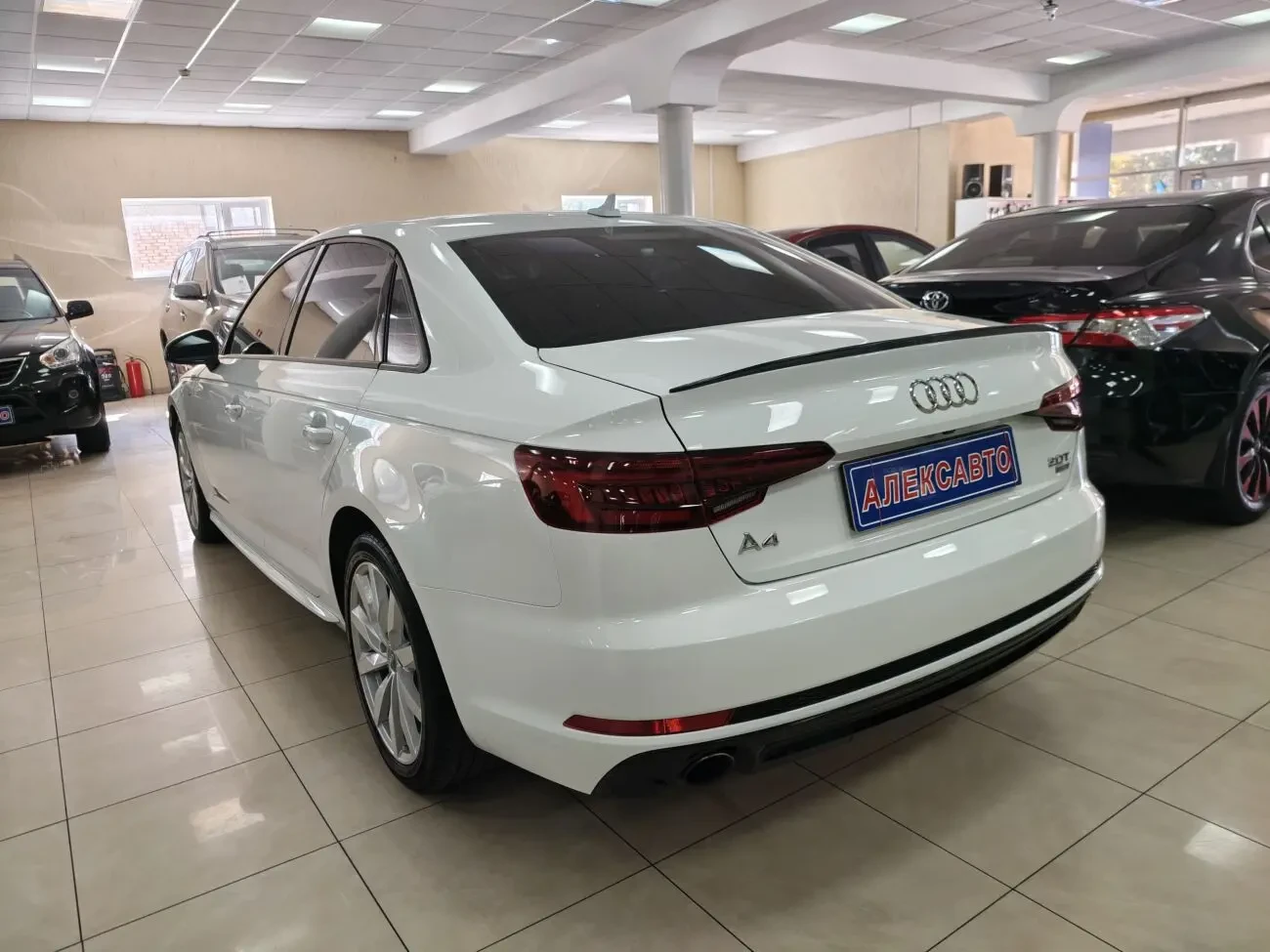 Audi A4 (B9) 2.0TFSI 16V АКПП 2018 р.в. (190 к.с.) 4