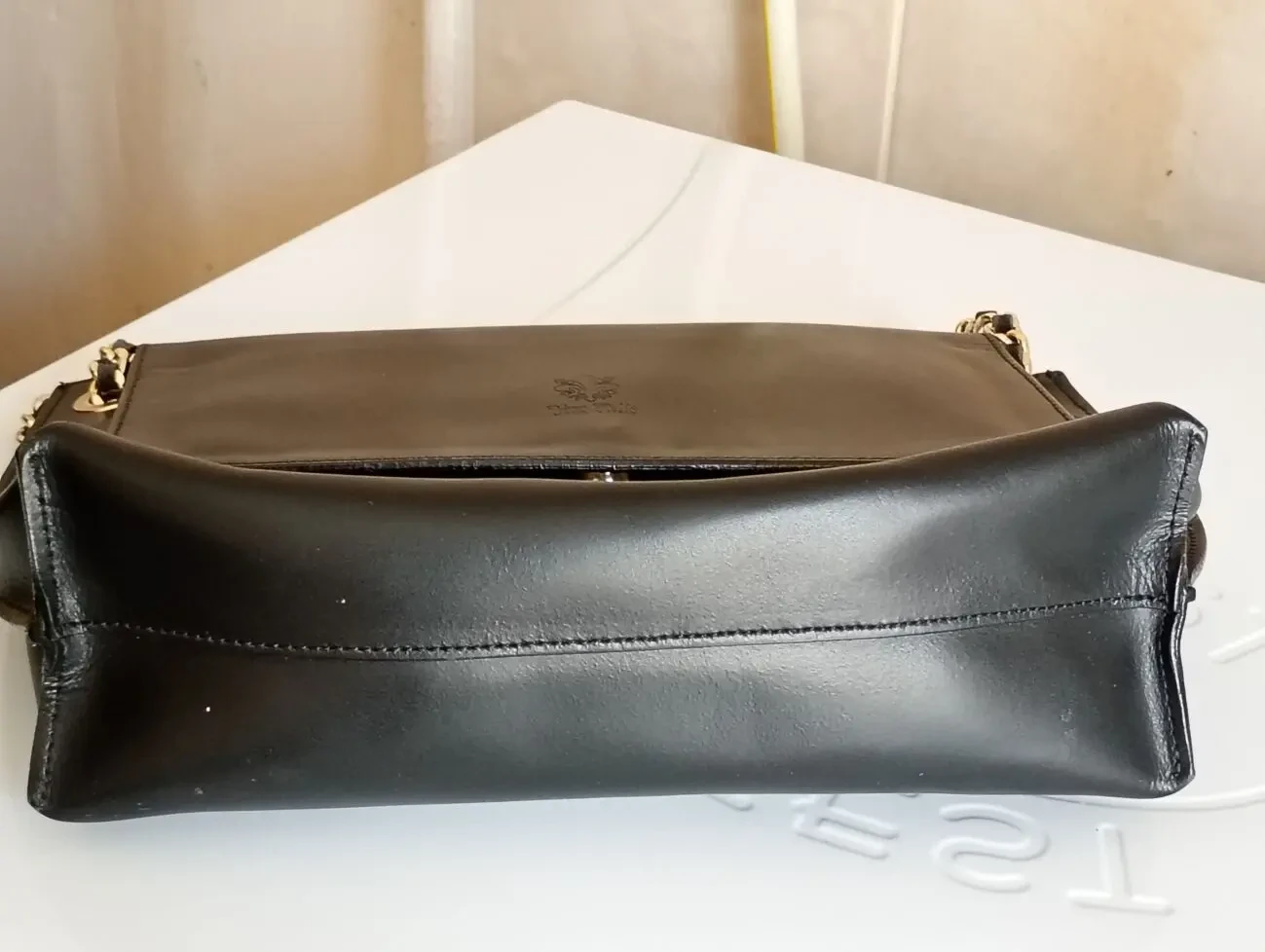Кожаная сумка Vera Pelle Италия на цепочке, черная flap bag 5