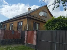 Продається домогосподарство в м. Дубровиця