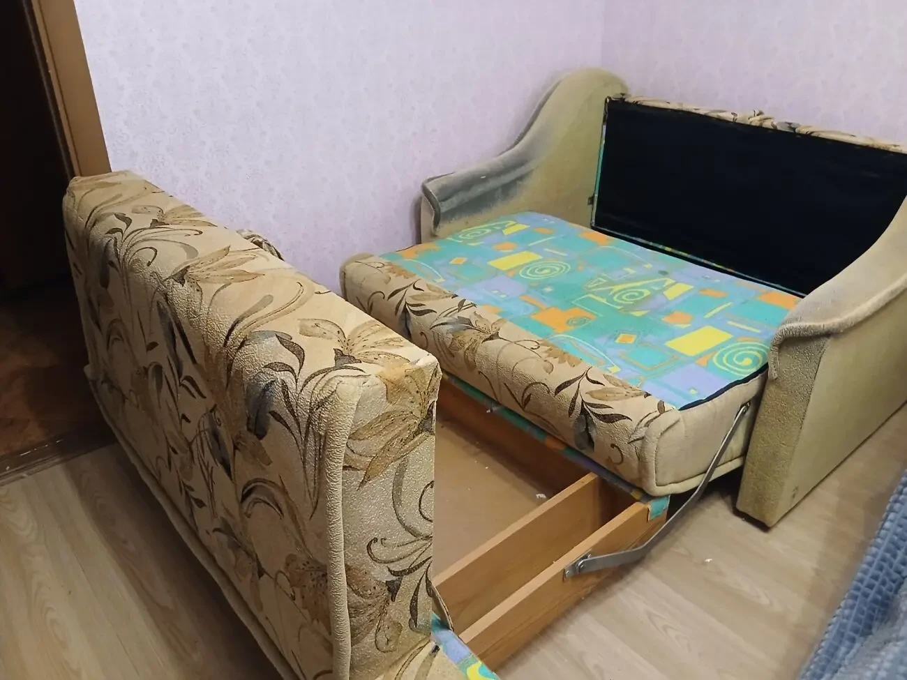 Продам диван 3