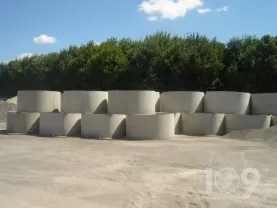 Бетонні кільця круги септики колодязь кришки Монтаж Послуги спец техні