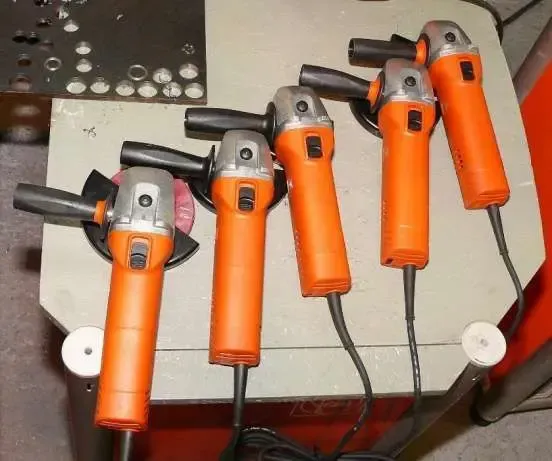 Болгарки Bosch,  Milwaukee. 3