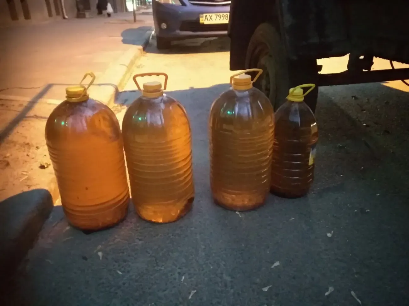 Куплю фритюр, отработанное подсолнечное масло от 15 грн 5