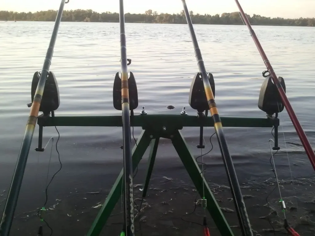 Tripod fishing  (відео) 10