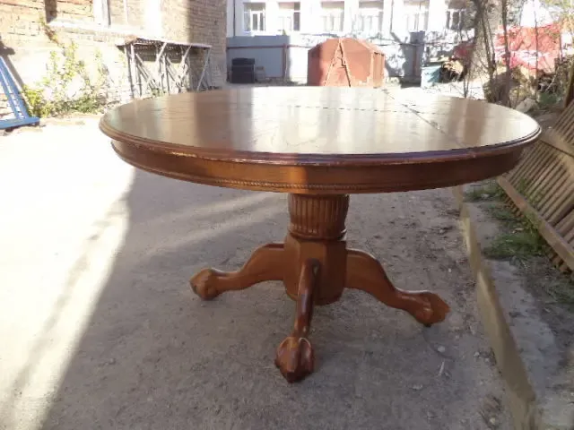 Стол деревянный 2