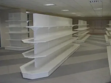 Стеллажи металлические.