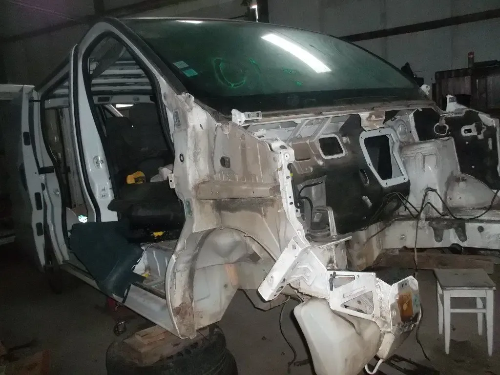 Двигатель на Opel Vivaro двигун Опель Виваро мотор Віваро 1.9 2.0 2.5 4