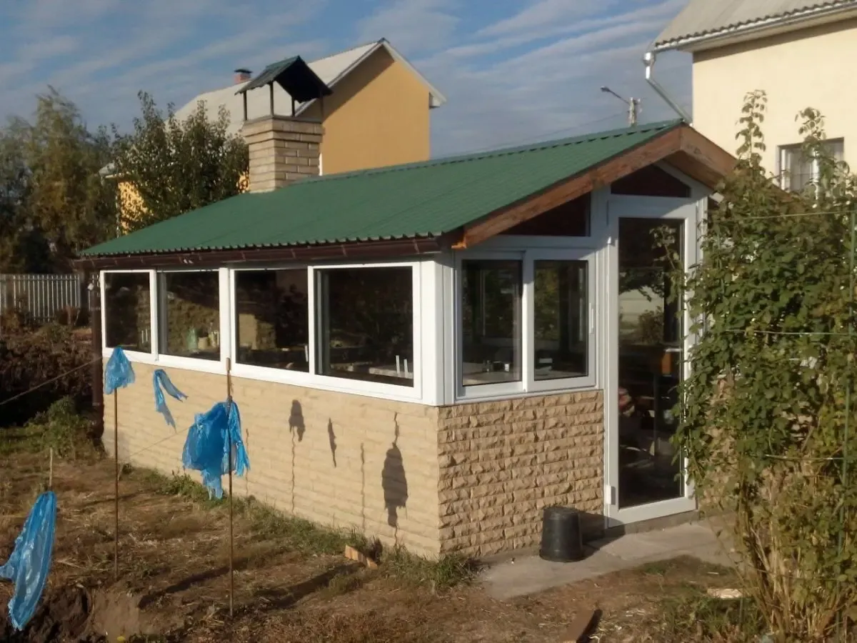 Окна и двери из алюминия. Раздвижные и поворотные. 3