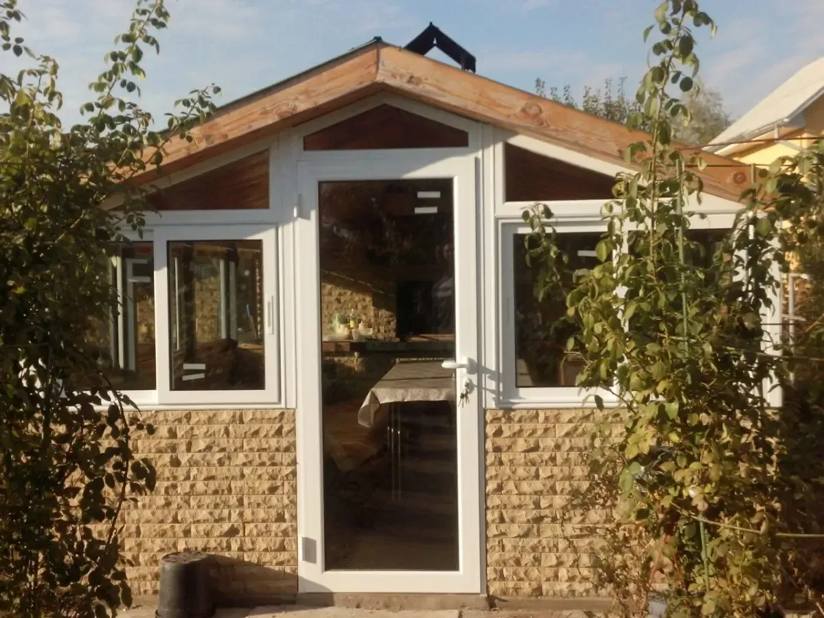 Окна и двери из алюминия. Раздвижные и поворотные. 4