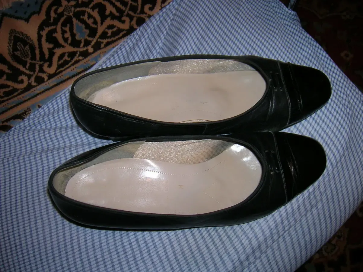 Туфли р.40-41 на маленьком каблуке КОЖА Германия 2