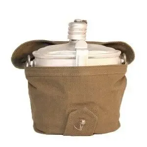 кепка-афганка,сапоги,вещмешок,пилотки,форма СССР 10