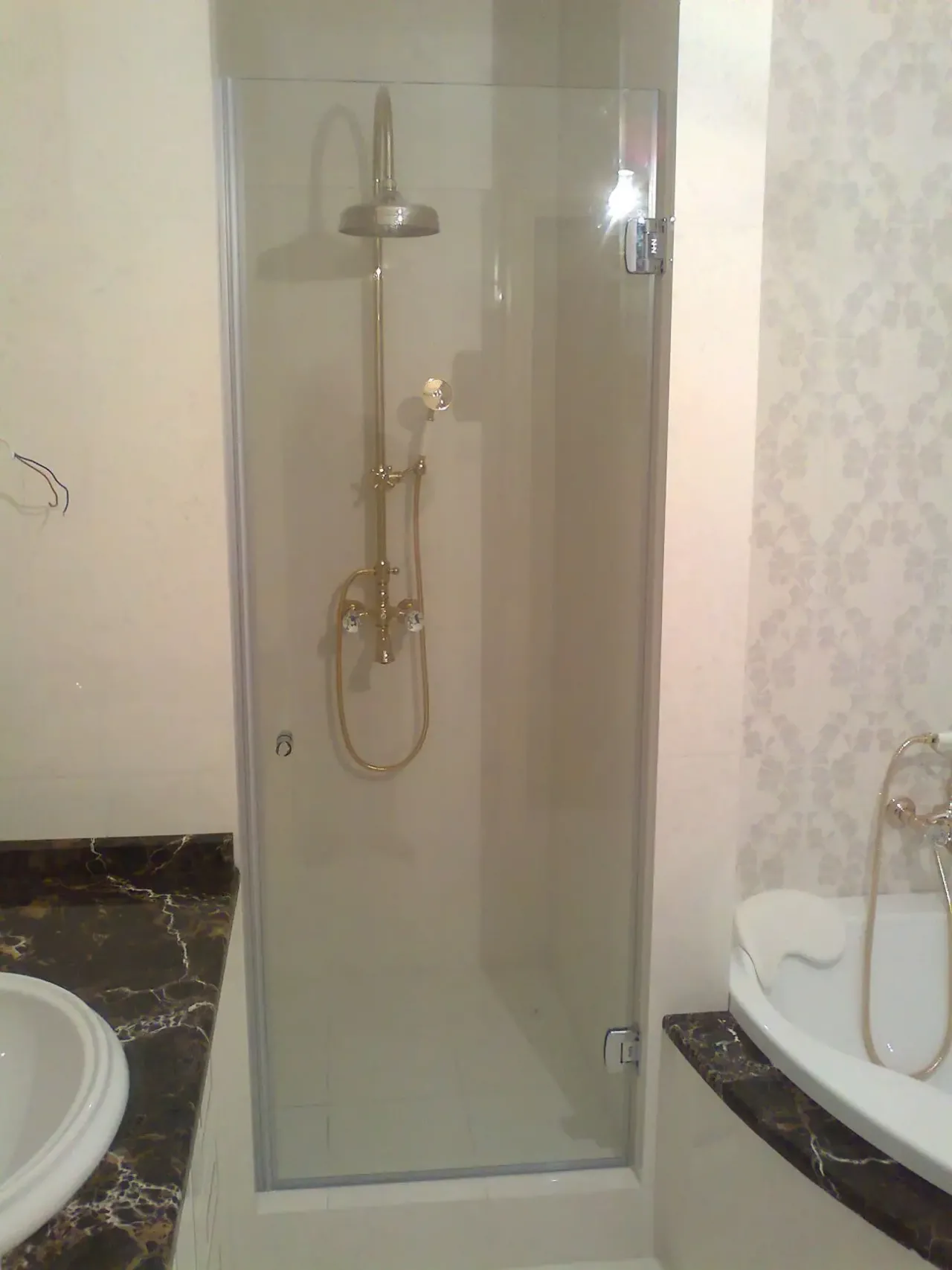 Душевые кабины 80х80, 90х90, 100х100, изготовление и установка 2