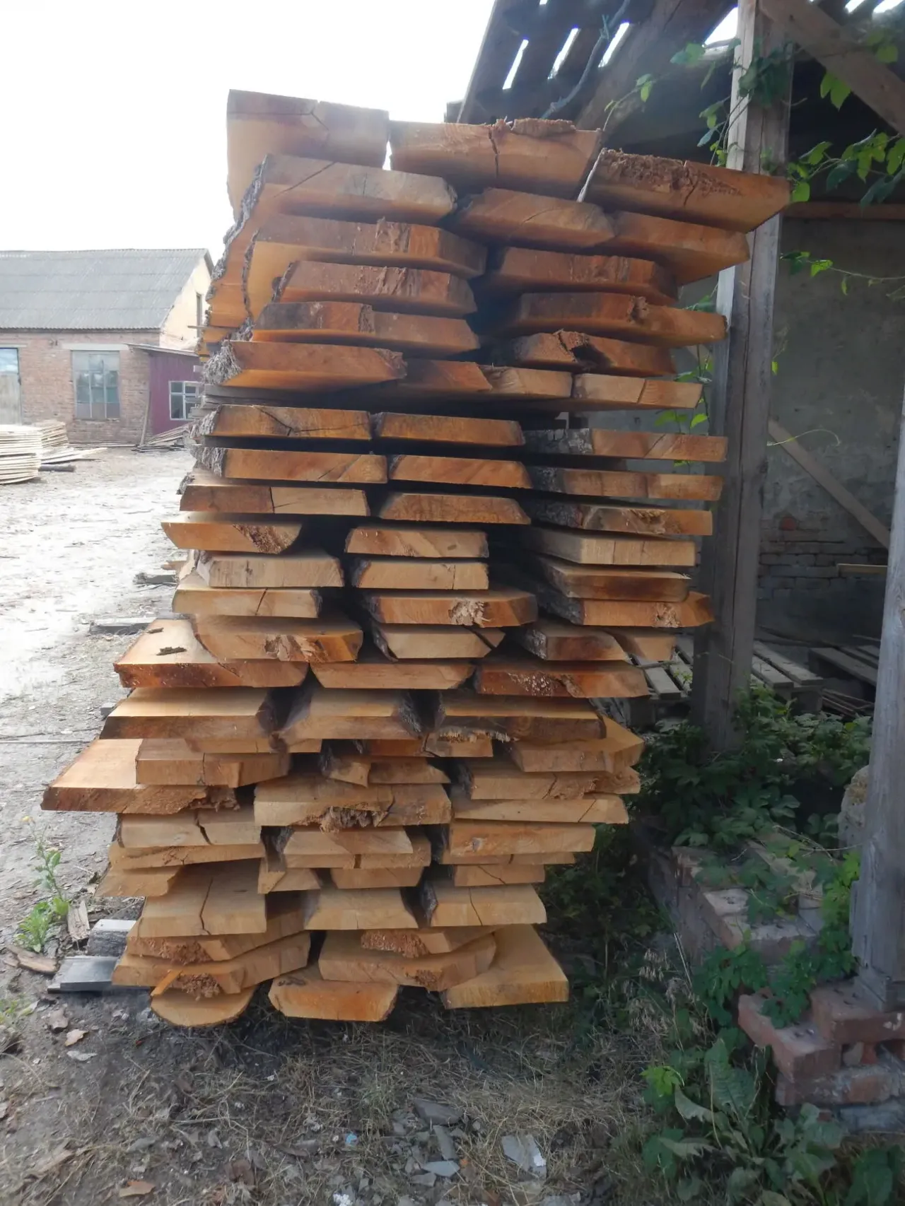 Продам доску ольхи . хорошего качества сорт А.В   н\о  т.32,52  дл 4м 4