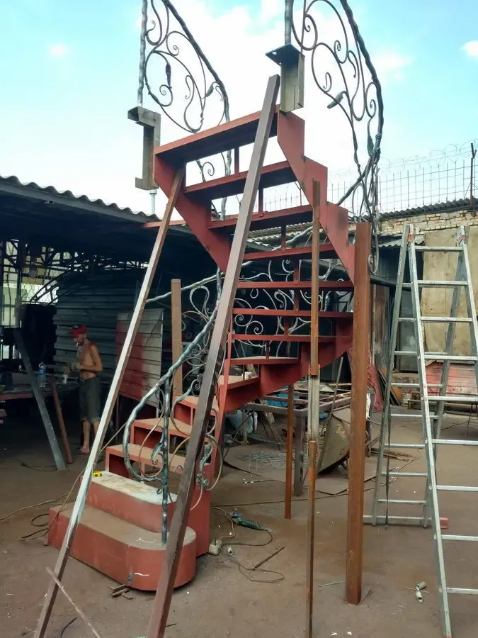 Радиусные лестницы.