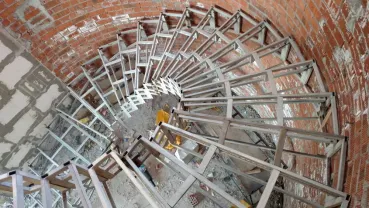 Радиусные лестницы."Броневик" Днепр.