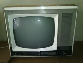 Продам Телевизор  Лира- черно -белый.СССР.