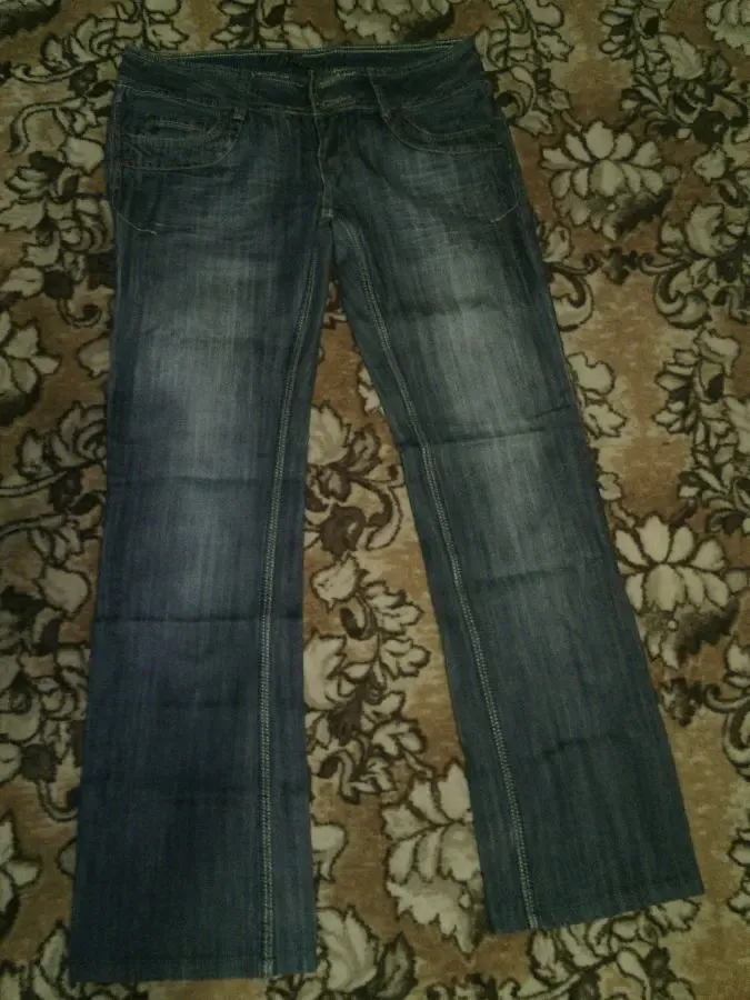 джинсы для девочки.