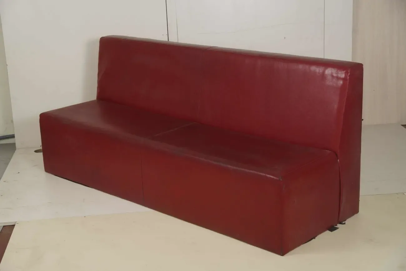 Диван для Кафе б\у 5