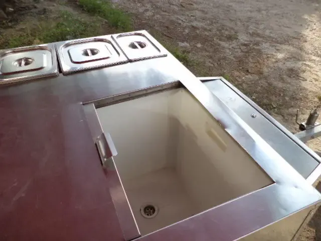 Трейлер для фаст-фуда, прицеп для хот-догов б\у 8