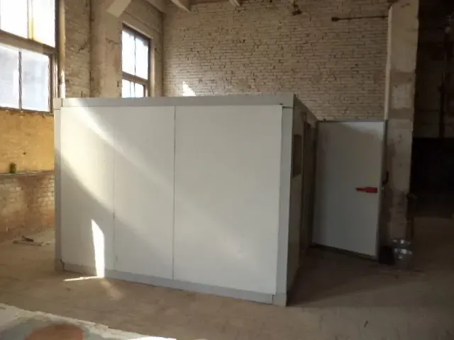 Холодильная камера б\у, Морозильная камера б\у (комната) 2