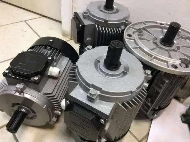 Электродвигатель трехфазный 4 квт 3000 об/мин аир 100 S2 3