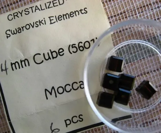 Бусины коричневые Swarovski Mokka куб 4 мм 6 шт. торг