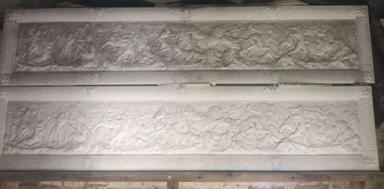Барельеф Битва амазонок гипс бетон для интерьера 7