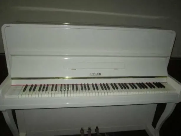 Продажа  пианино любого цвета – белого, коричневого, черного 3