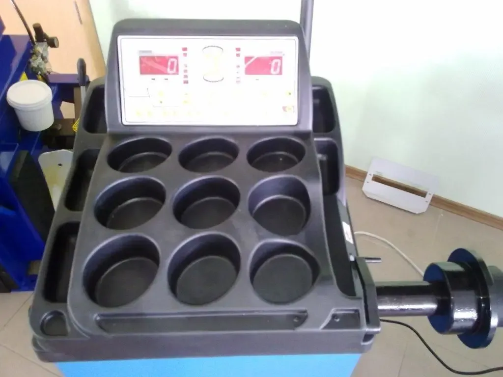 Комплект шиномонтажного оборудования всего за 1860$ на Www.hitsto.com 4