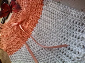 Платье детское вязаное крючком