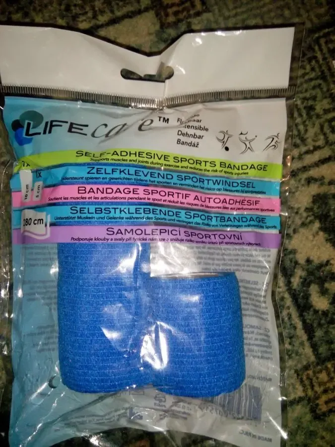 Самоклеющаяся повязка- бандаж (Self-adhesive sport bandages)