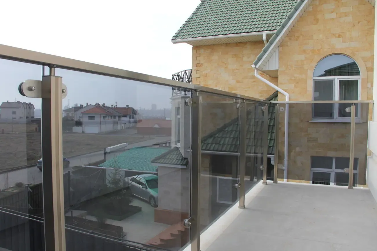 Перила Стеклянные перила для лестниц 4