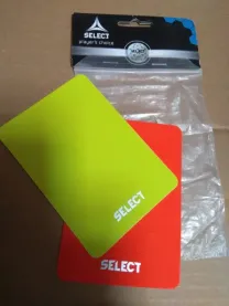 Судейские карточки (красная и жёлтая)