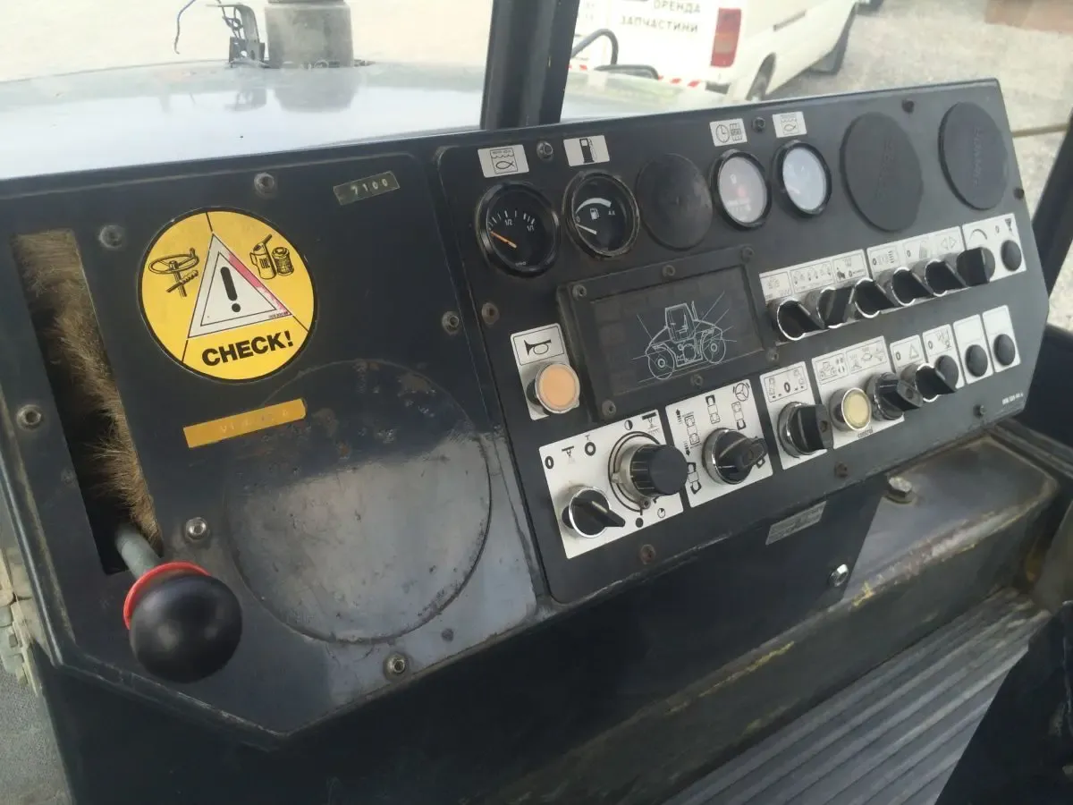 Каток Bomag Bw180ad 9