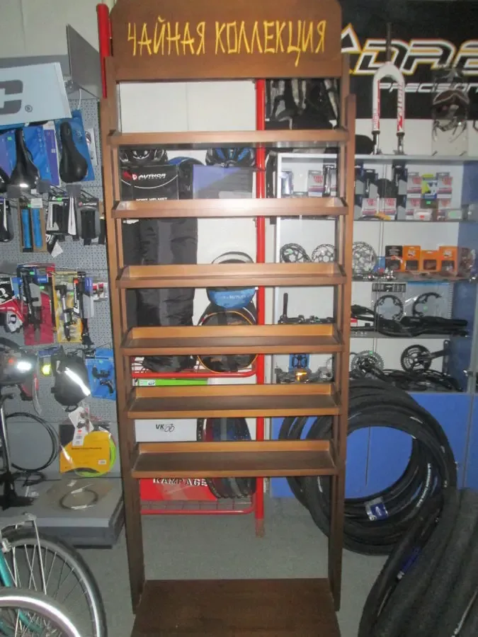 Торговая витрина - мебель для магазина бара кафе. 3