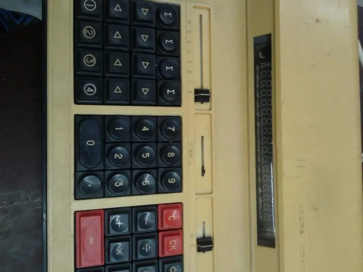 Искра-2240- купим 4