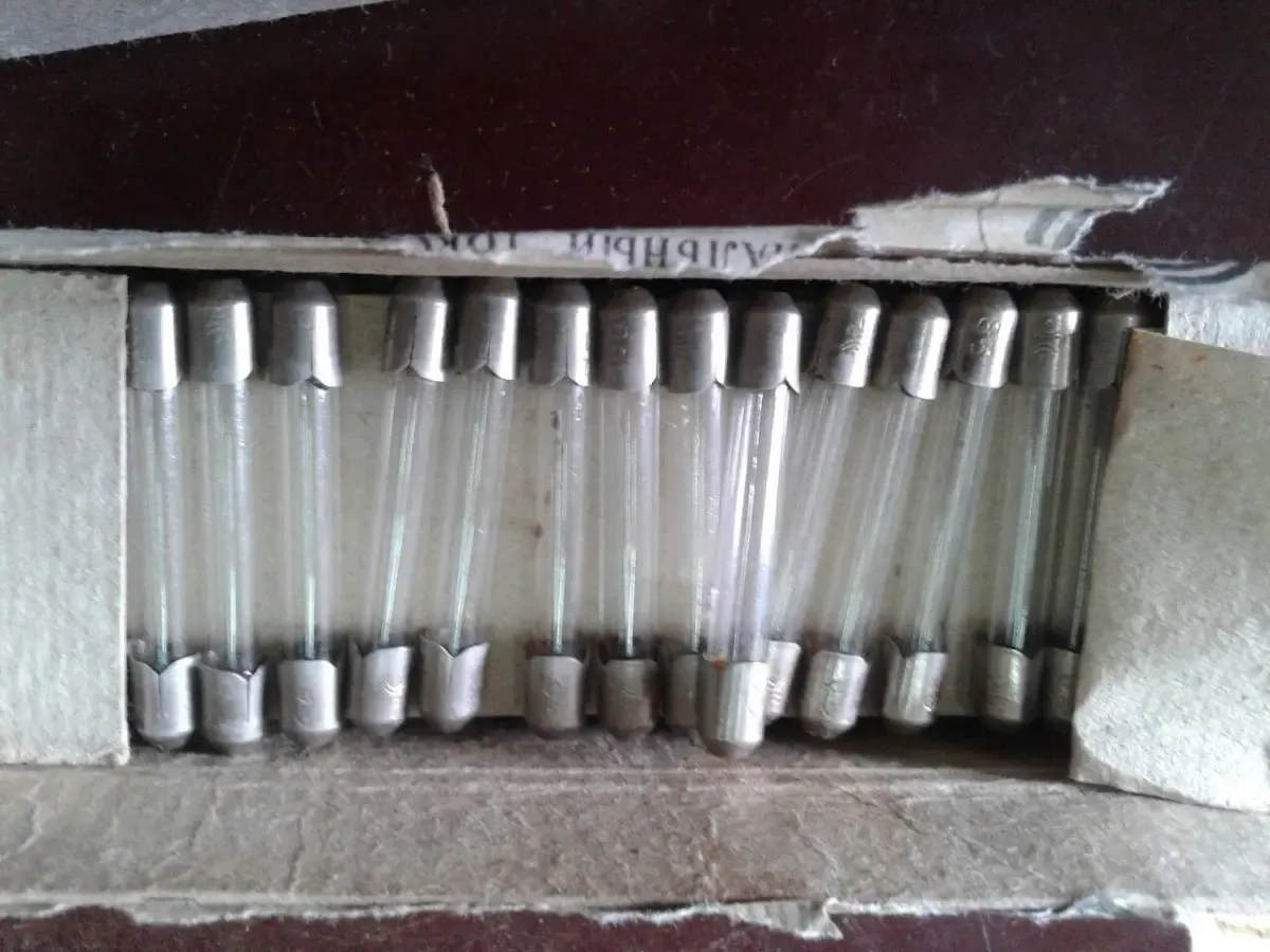 Предохранители ПК-45 (плавкие вставки, стекло)  (5А, 600В)