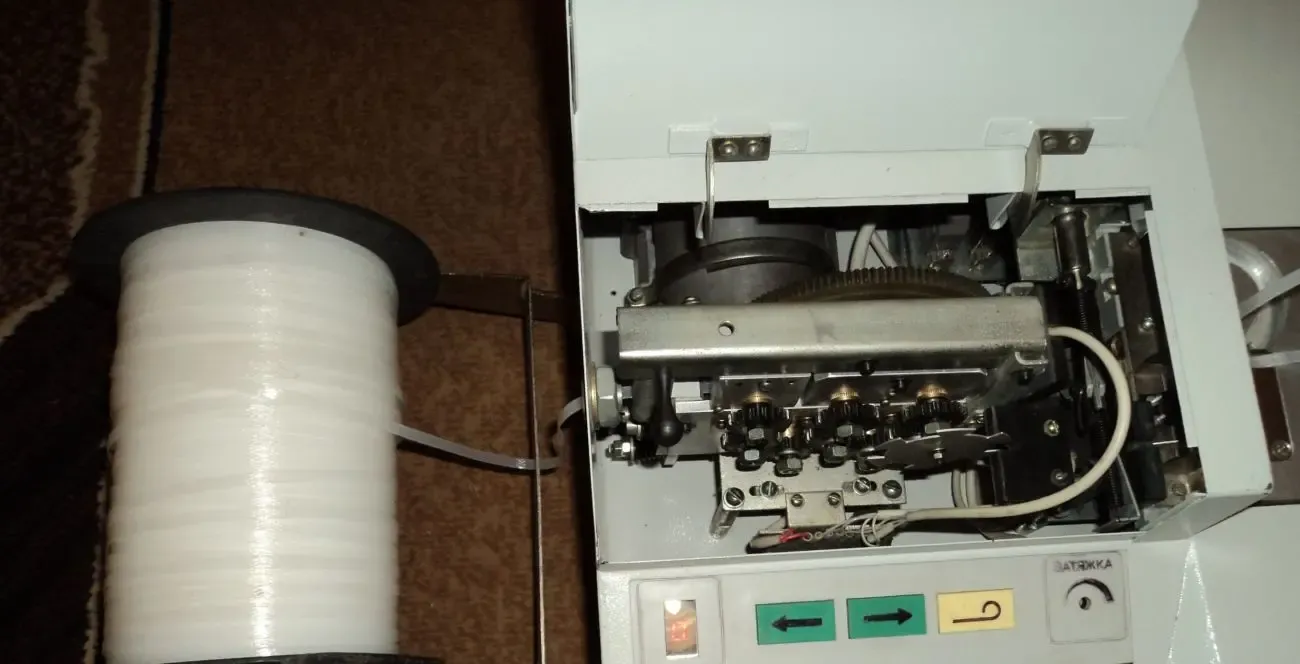 Ленточный упаковщик банкнот УНА 001-03 3