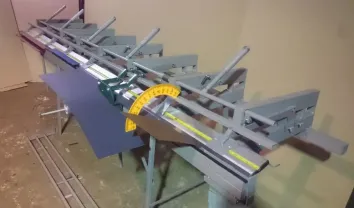 Листогибочный станок (листогиб) ручной длина 3500, глубина 625