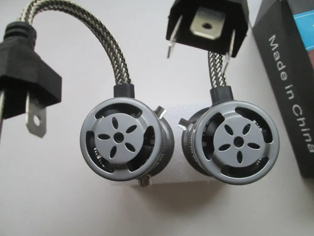 ПРОДАМ светодиодные автолампы H4 ближний дальний свет. 5